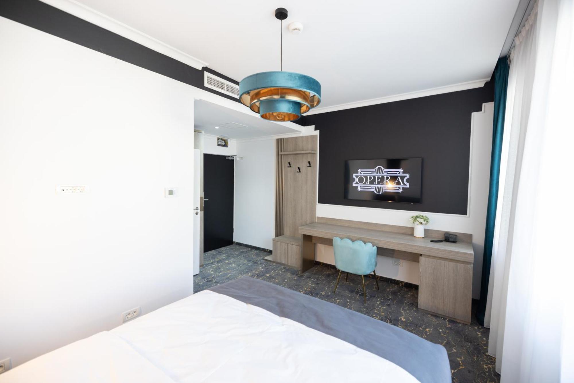 Opera Hotel Timisoara Bagian luar foto