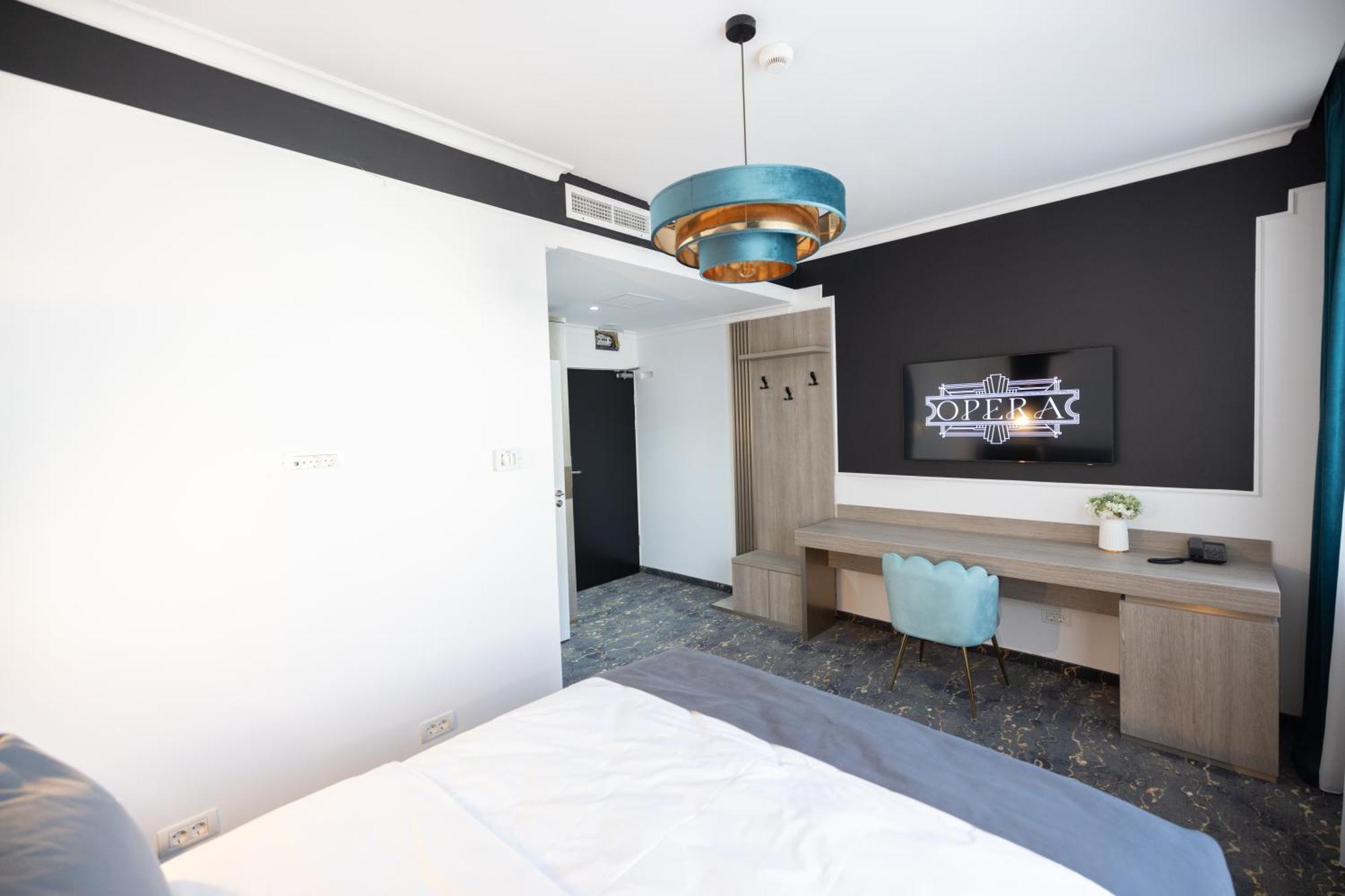 Opera Hotel Timisoara Bagian luar foto