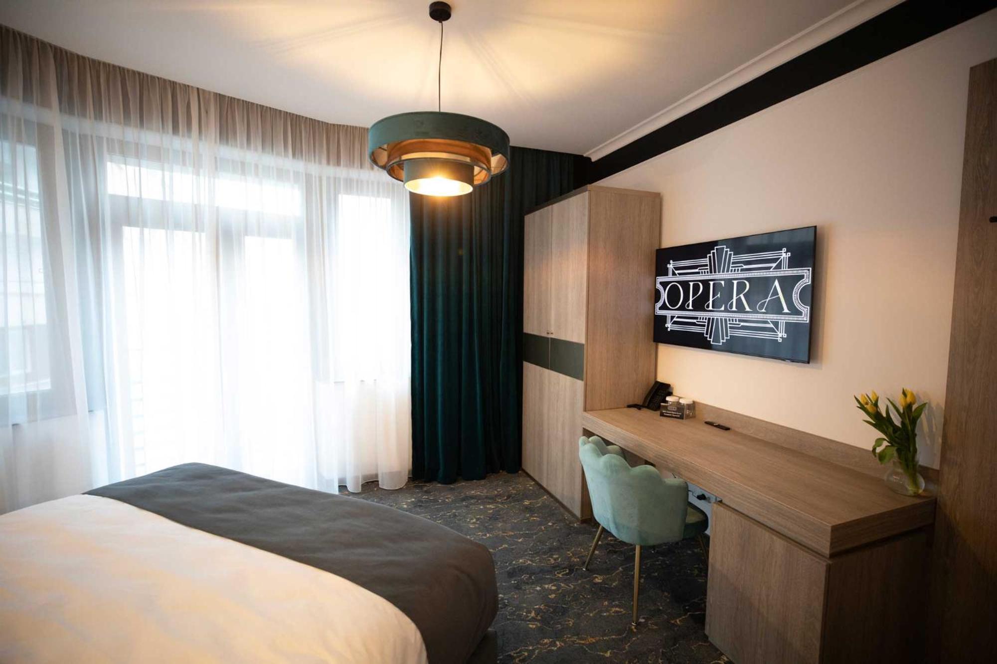 Opera Hotel Timisoara Bagian luar foto